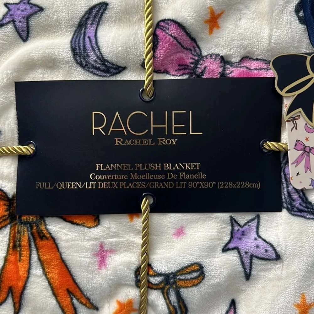RACHEL Rachel Roy this blanket